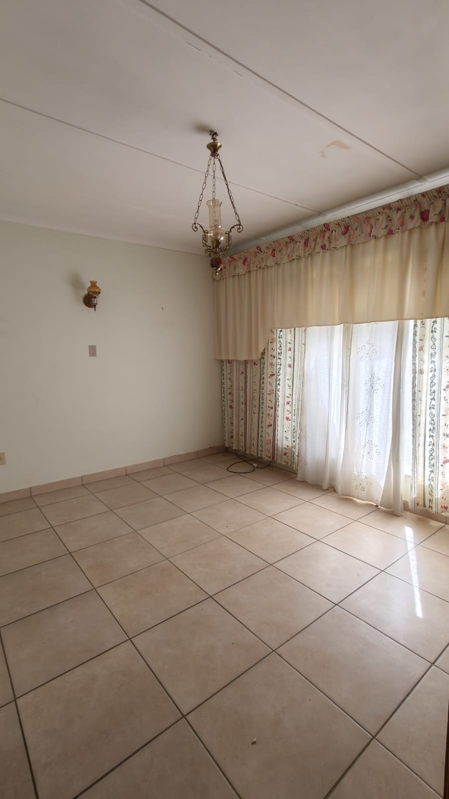 4 Bedroom Property for Sale in Hennenman Free State